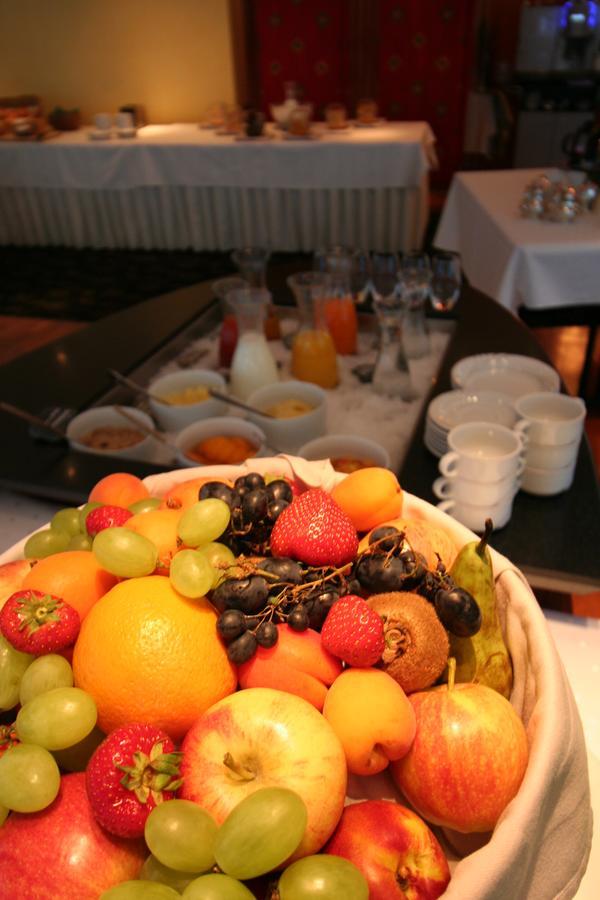 סאס פה Hotel Metropol מראה חיצוני תמונה