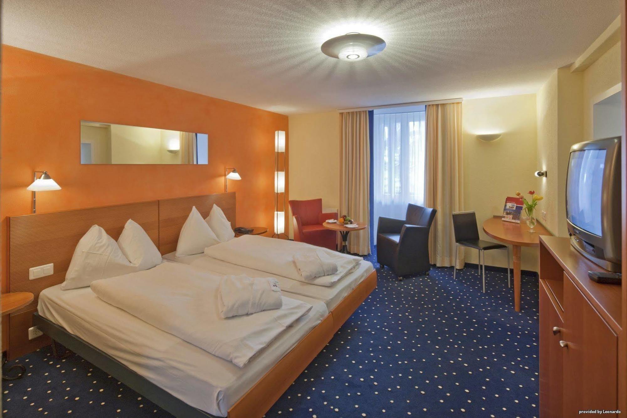 סאס פה Hotel Metropol מראה חיצוני תמונה