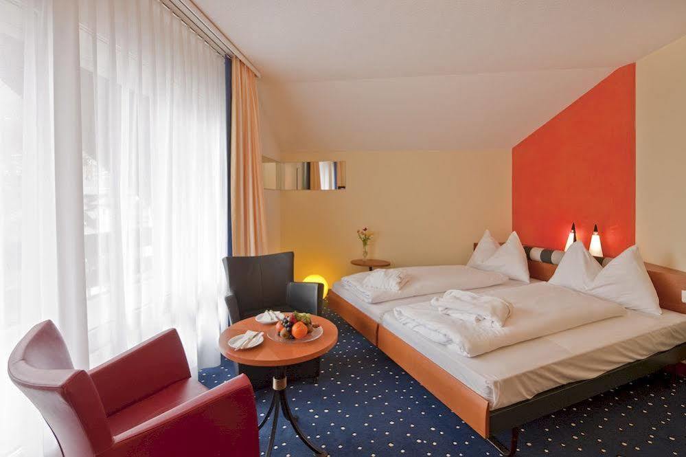 סאס פה Hotel Metropol מראה חיצוני תמונה